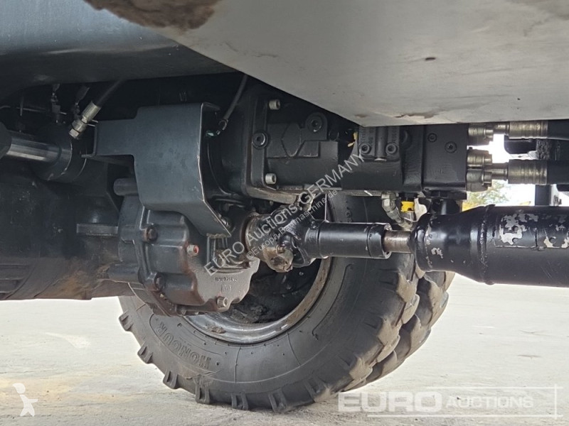 Екскаватор Komatsu PW118MR-11