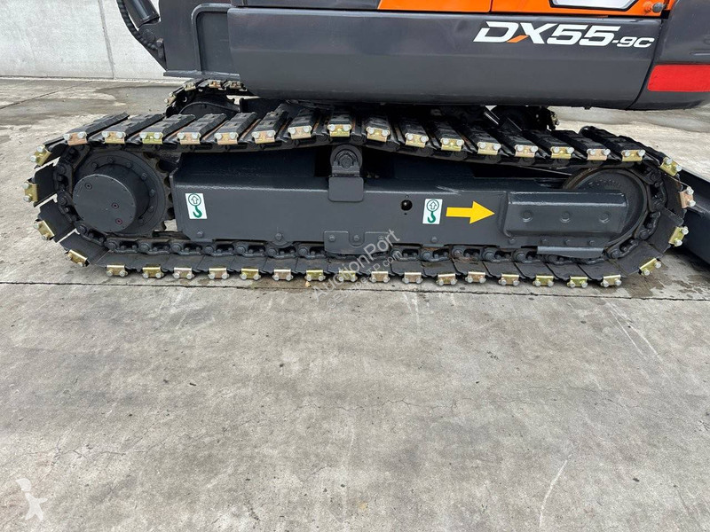 Escavadora Doosan 9C