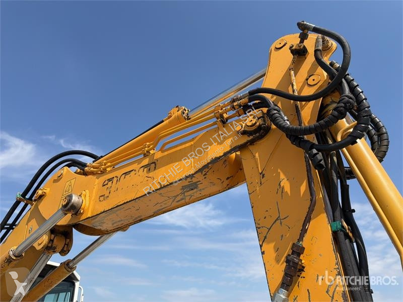 Екскаватор Liebherr Tracked Excavator