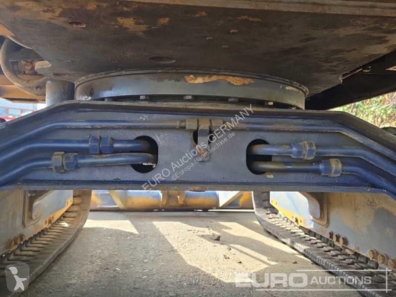 Экскаватор Komatsu 3