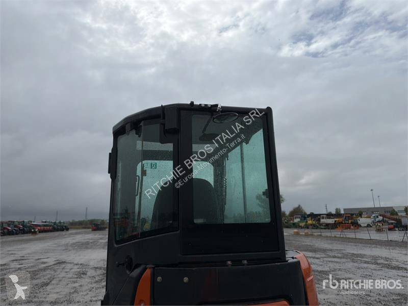 Escavadora Hitachi ZX33U-6 Mini Excavator