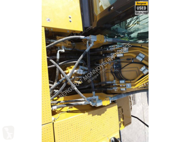 Escavadora Caterpillar 336-08