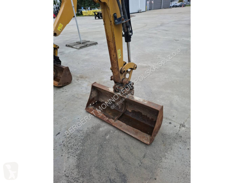 Escavadora Caterpillar 302.7-07CR