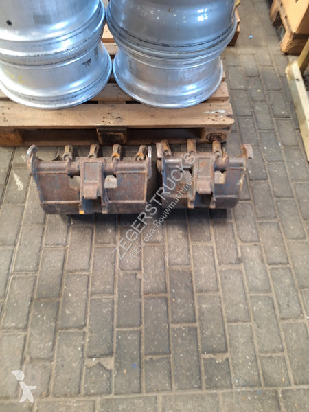 جرافة Wacker Neuson E.08-01