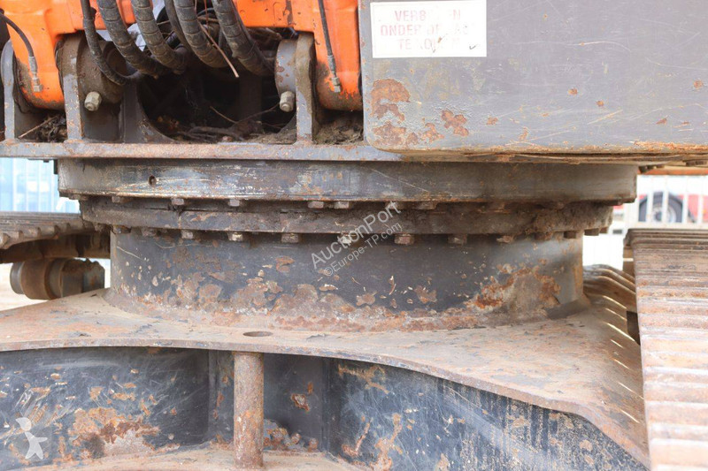 جرافة Hitachi