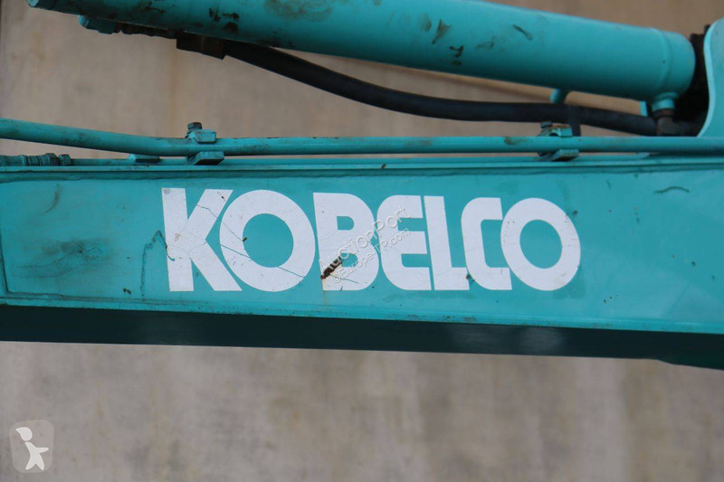 جرافة Kobelco 8