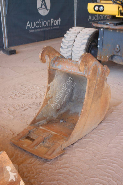 Excavadora Komatsu PW148