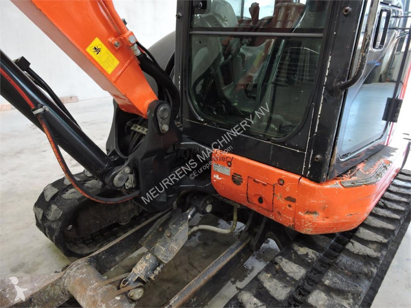جرافة Kubota U48-4