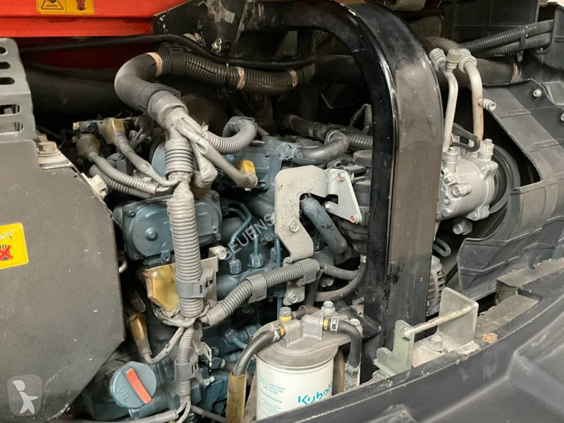 جرافة Kubota 0804 A 2