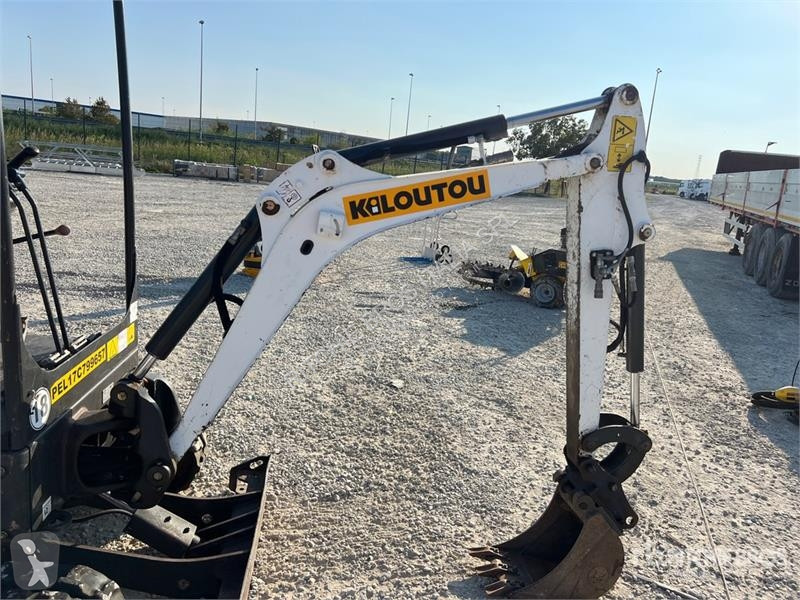 جرافة Bobcat E17Z Mini Excavator