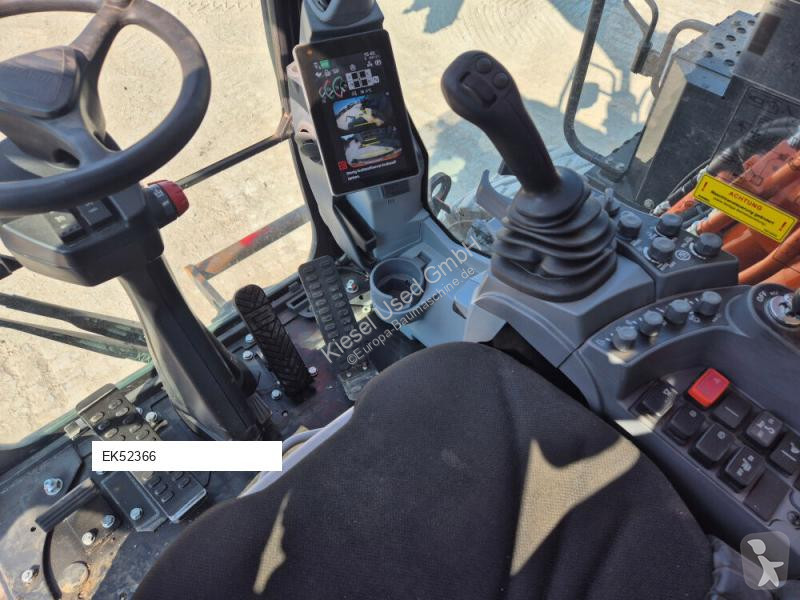 جرافة Hitachi ZX175W-7