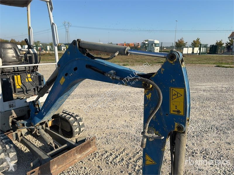 جرافة Neuson EZ17 Mini Excavator