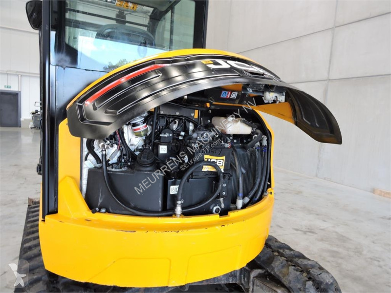 جرافة JCB