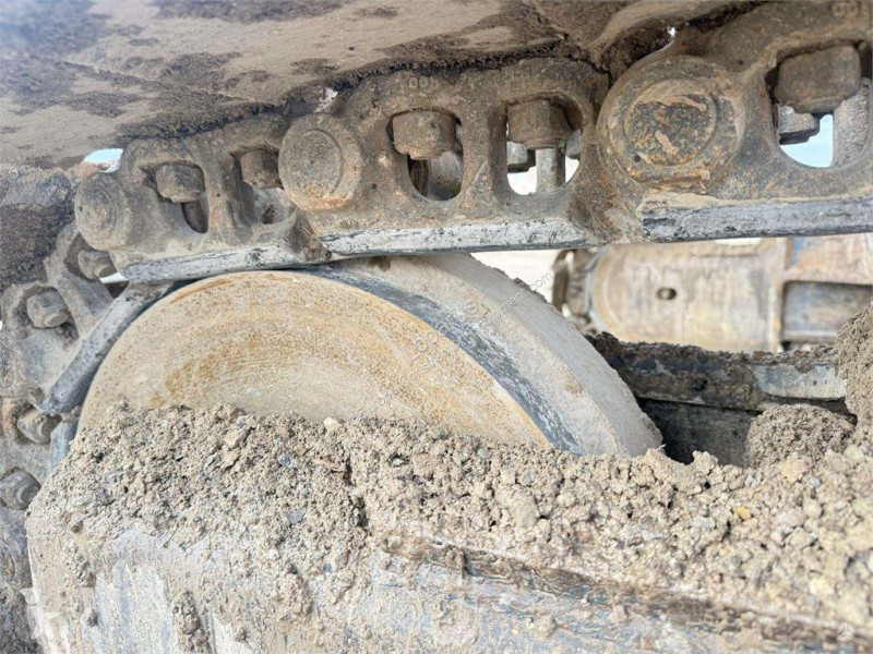 جرافة Komatsu LC8