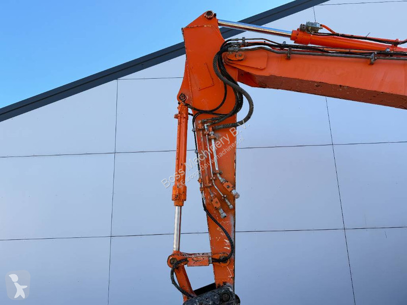 جرافة Hitachi 3 - Hammer Lines / Quick Coupler
