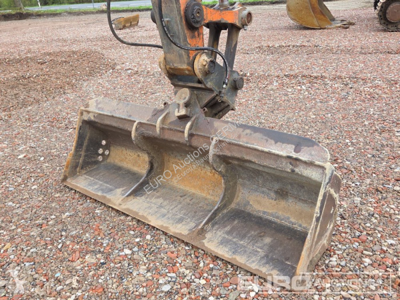 Escavadora Hitachi