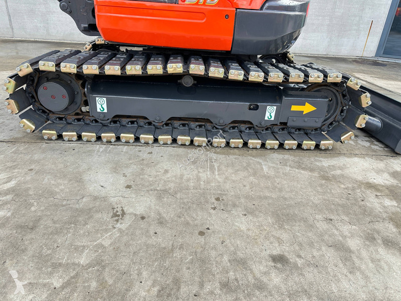 Skovel Kubota SZ