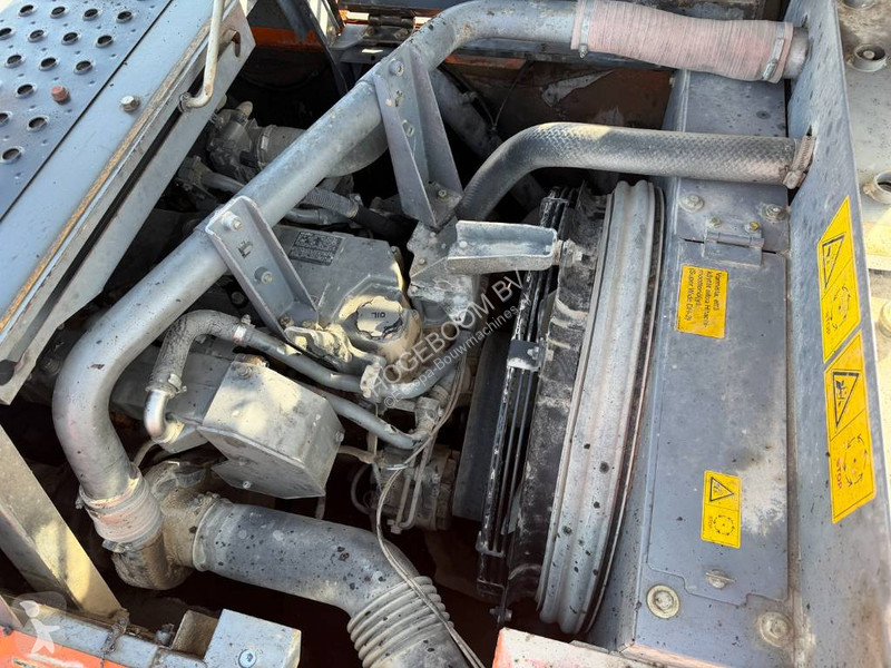 Skovel Hitachi LC5B