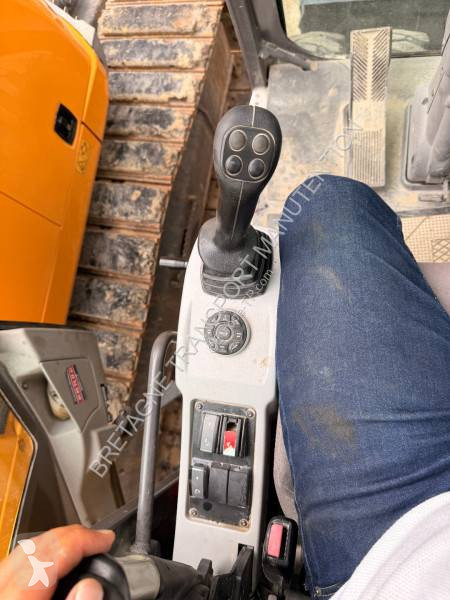 Excavadora Mecalac