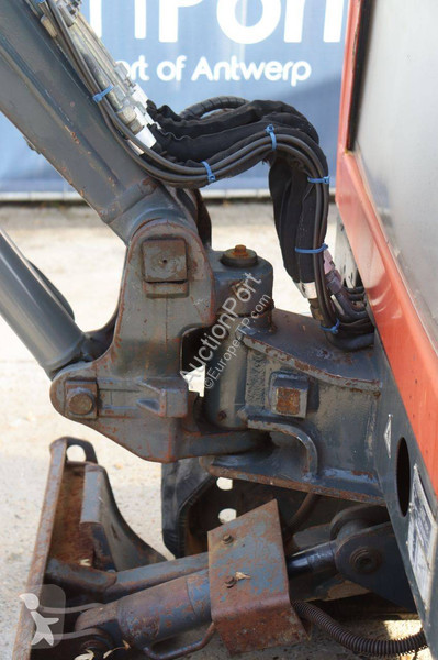 Pelle Volvo EC15B