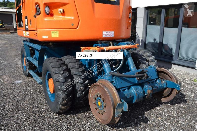Excavadora Caterpillar M