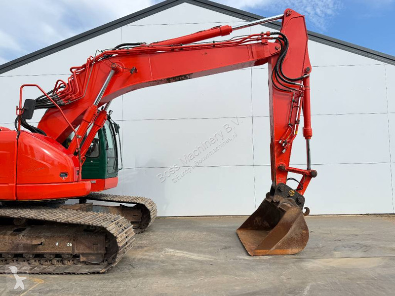 Pelle New Holland Kobelco E235B SR2 - 360°...