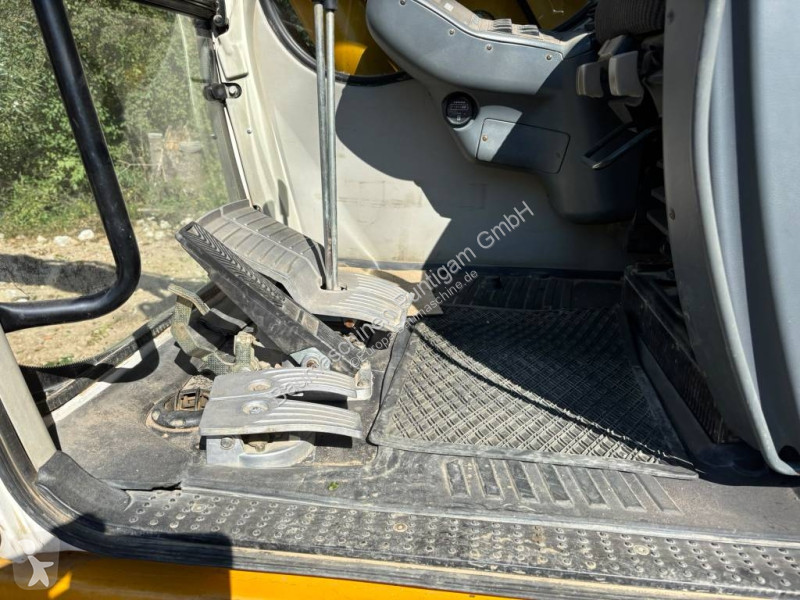 Pelle Liebherr R 317