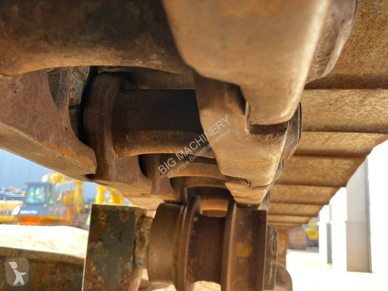 Pelle Hyundai Robex 300NLC-9A