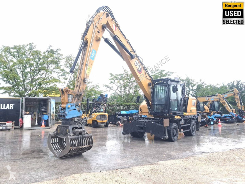 Pelle Caterpillar MH3024