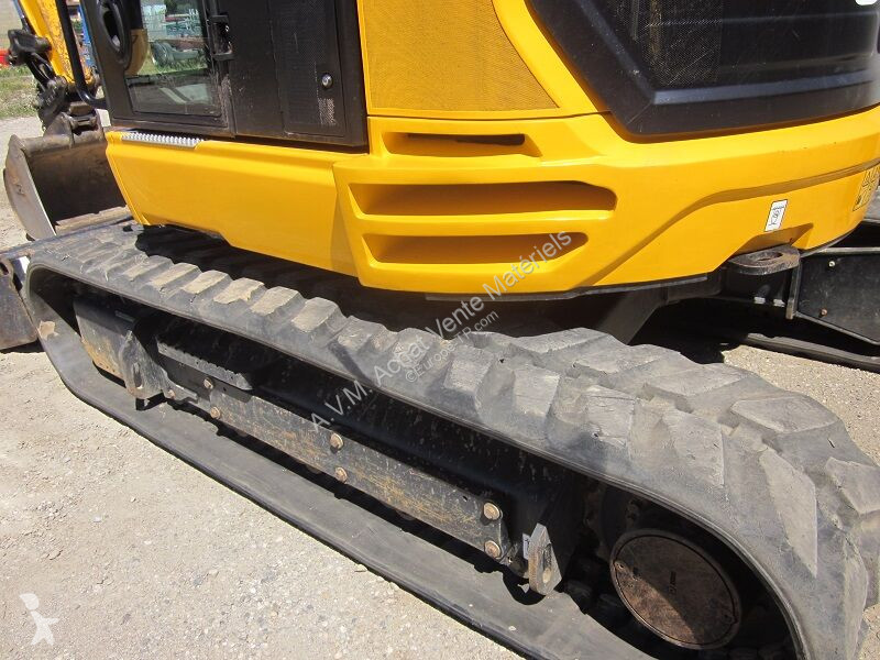 جرافة JCB