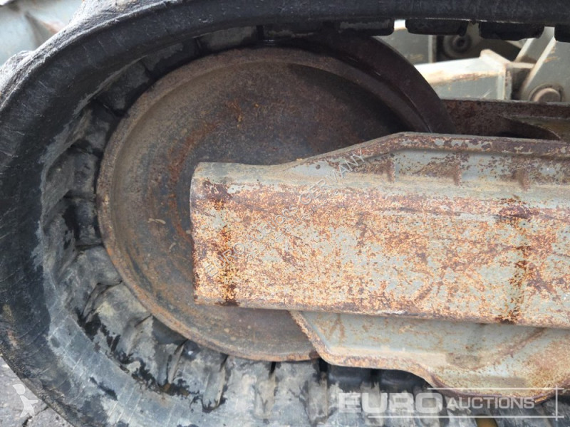 Багер Volvo ECR25D