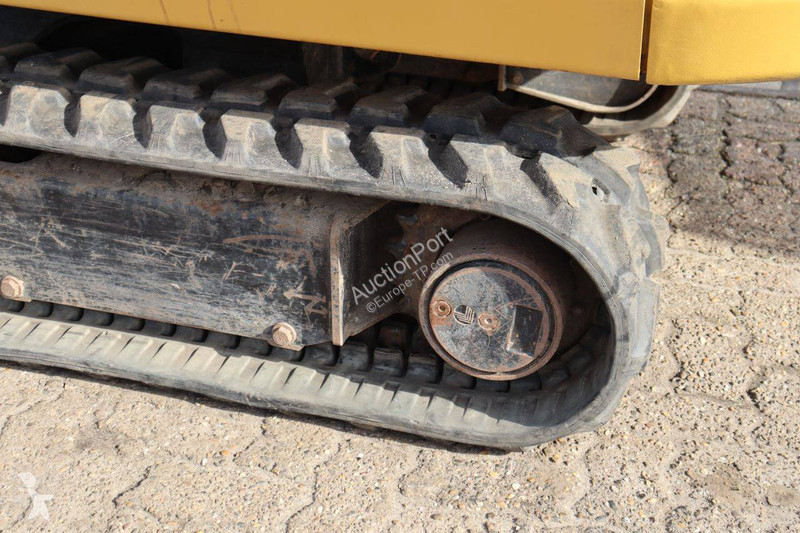 Багер Caterpillar