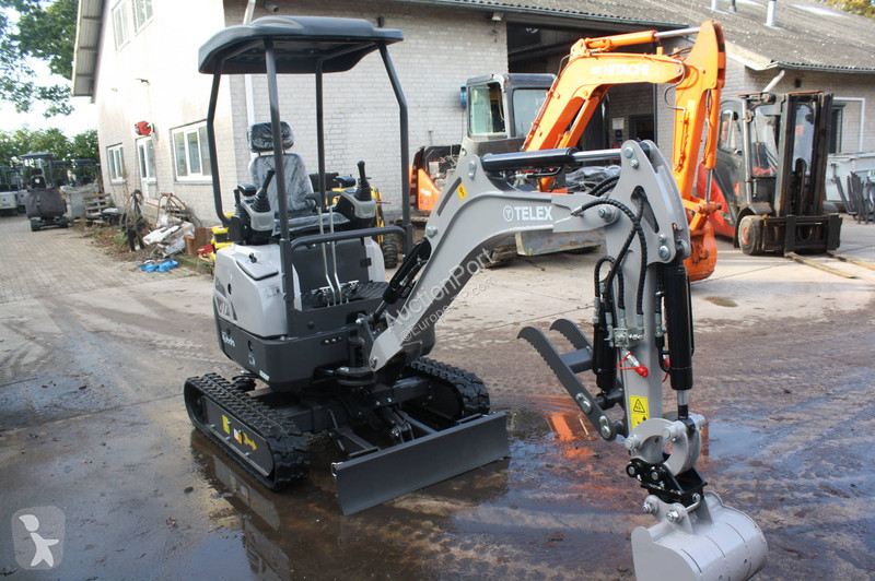 جرافة Terex E19