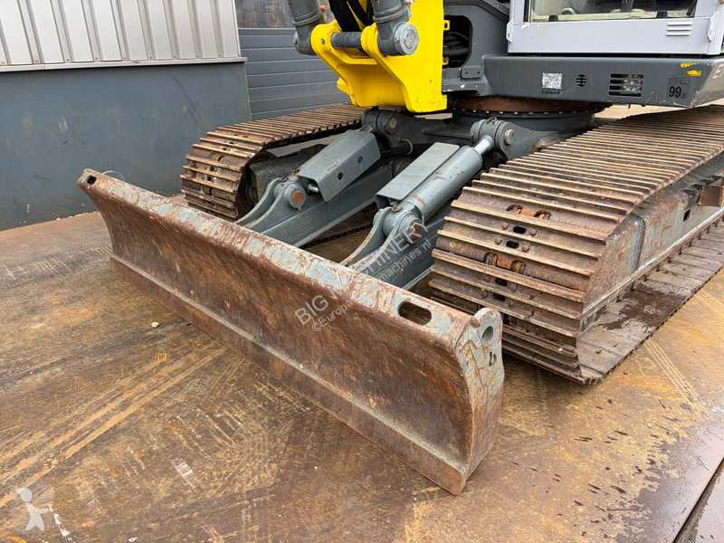 جرافة Wacker Neuson