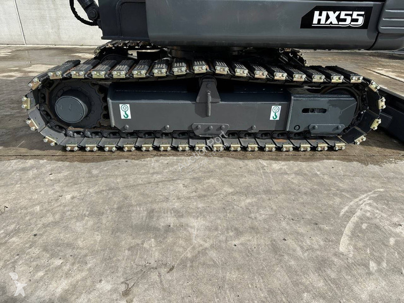 Escavadora Hyundai HX55