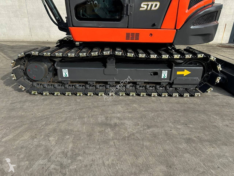 Escavadora Kubota KX175-5