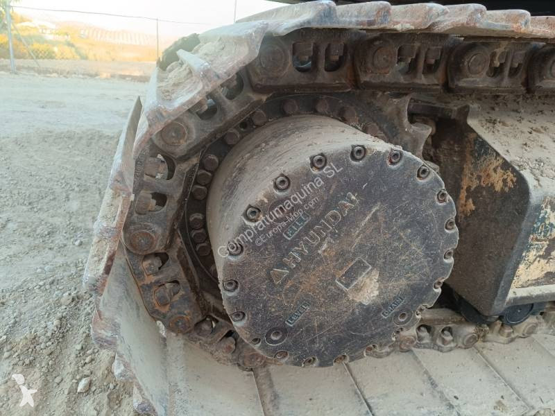 Excavadora Hyundai R220LC-9A