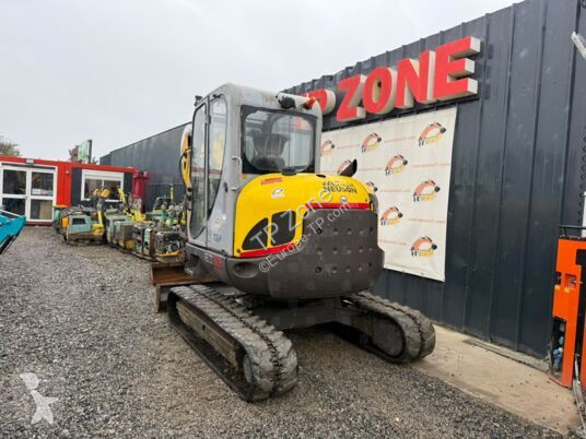 Escavadora Wacker Neuson