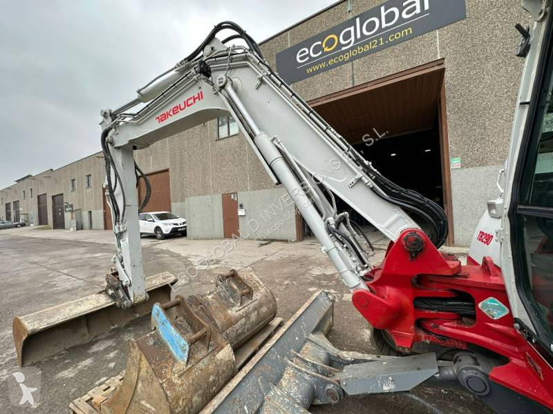 Escavadora Takeuchi *FULL EQUIP*