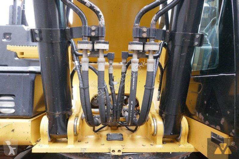 Excavator Caterpillar