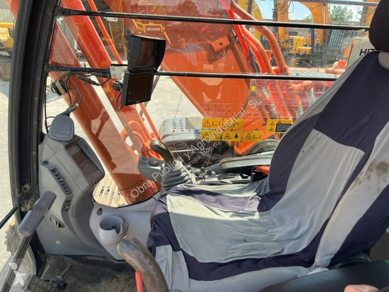 Escavatore Hitachi LC-5 B
