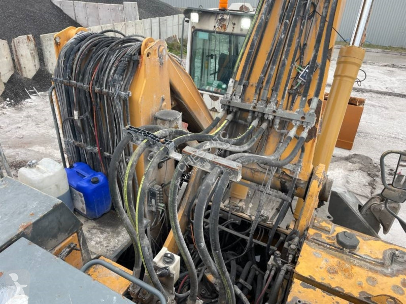 جرافة Liebherr A 944 C HD