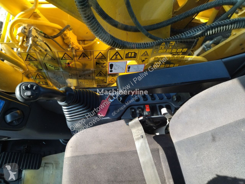 Excavator Komatsu PC210
