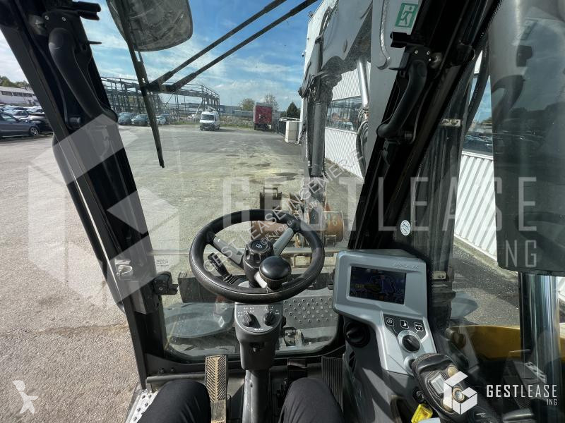 Excavator Mecalac  11 MWR
