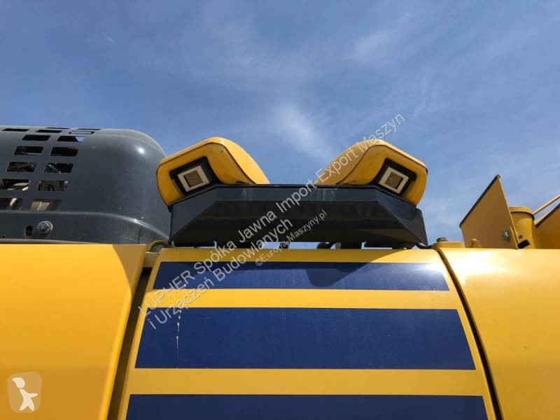 Excavator Komatsu PC210LC-11