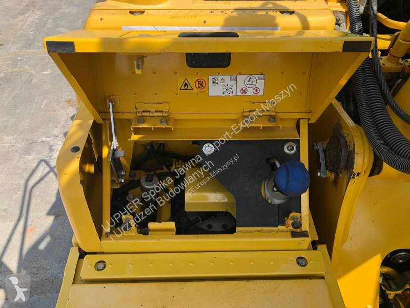 Excavator Komatsu PC210LC-11