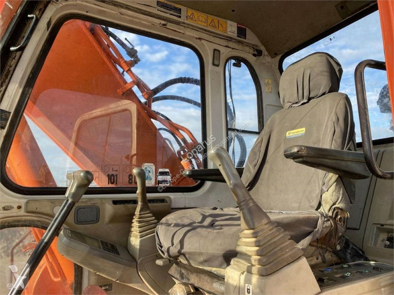 Escavatore Daewoo LC-V