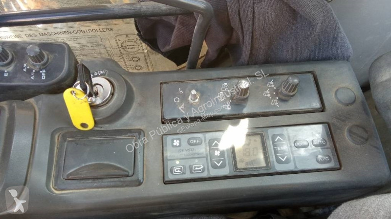 Escavatore Hitachi
