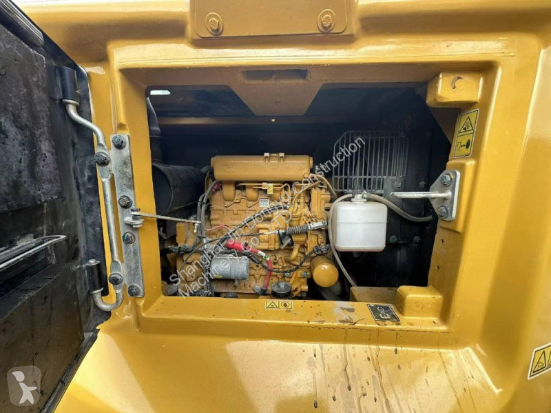 Escavadora Caterpillar 307