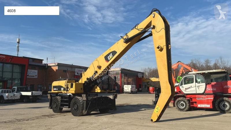 Escavatore Caterpillar D 4X4
